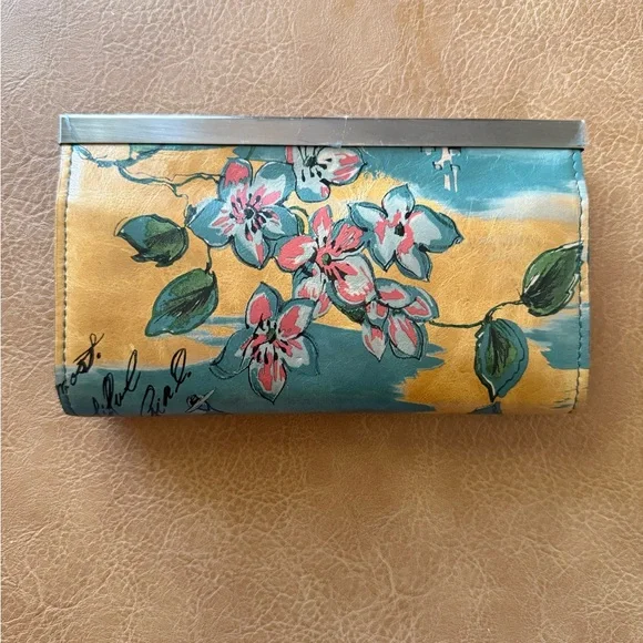 NWT PATRICIA NASH beautiful girl print Leather Wallet - Picture 3 of 5